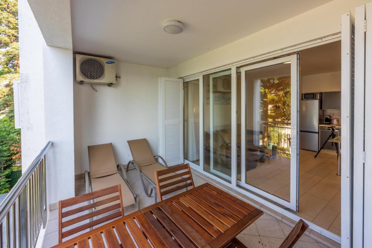 Apartmani Heta Alagic I Selce Exteriör bild
