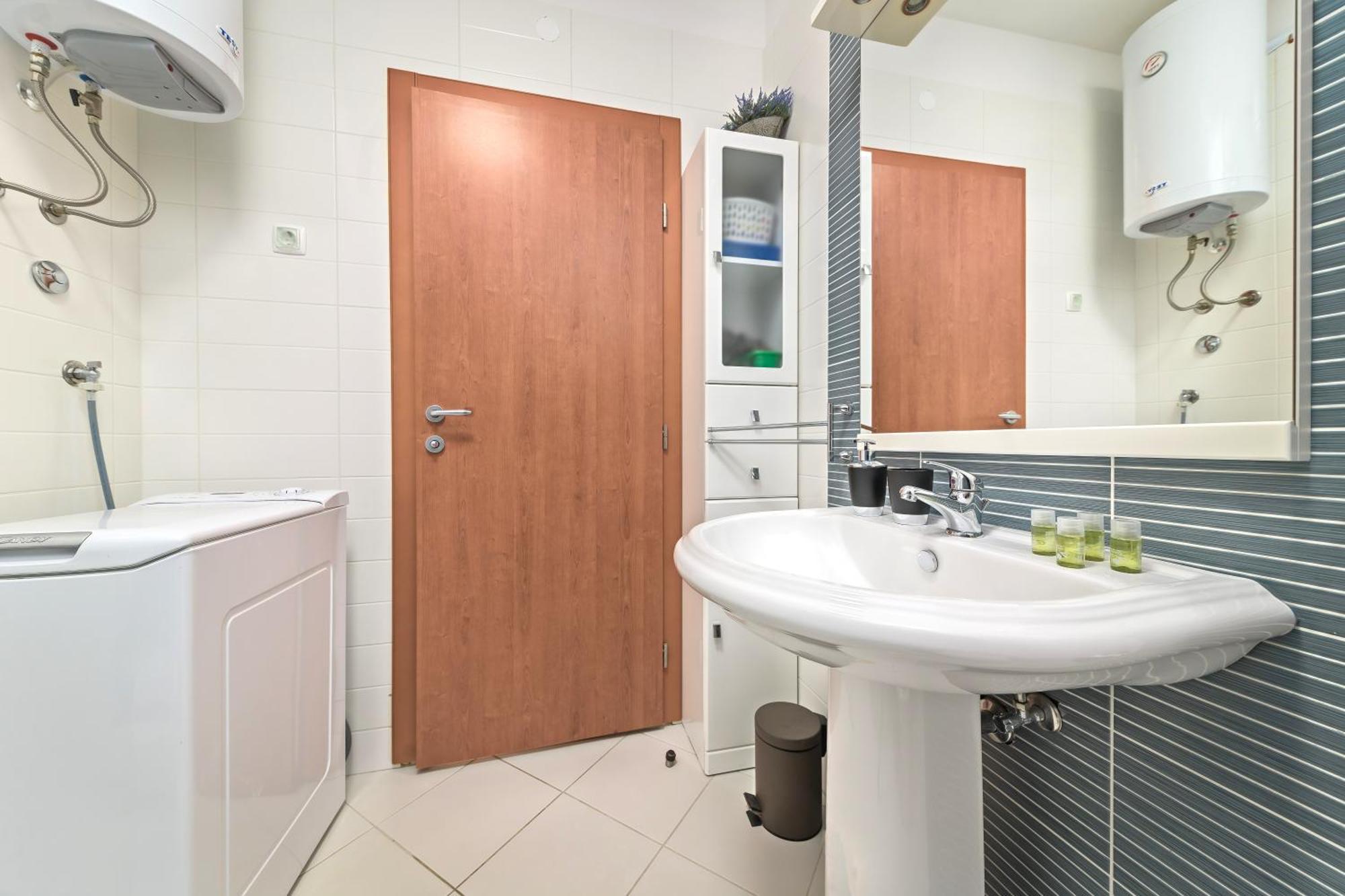 Apartmani Heta Alagic I Selce Exteriör bild