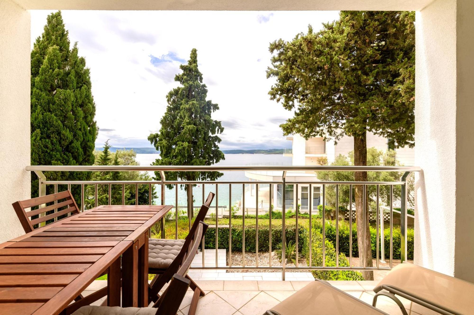 Apartmani Heta Alagic I Selce Exteriör bild